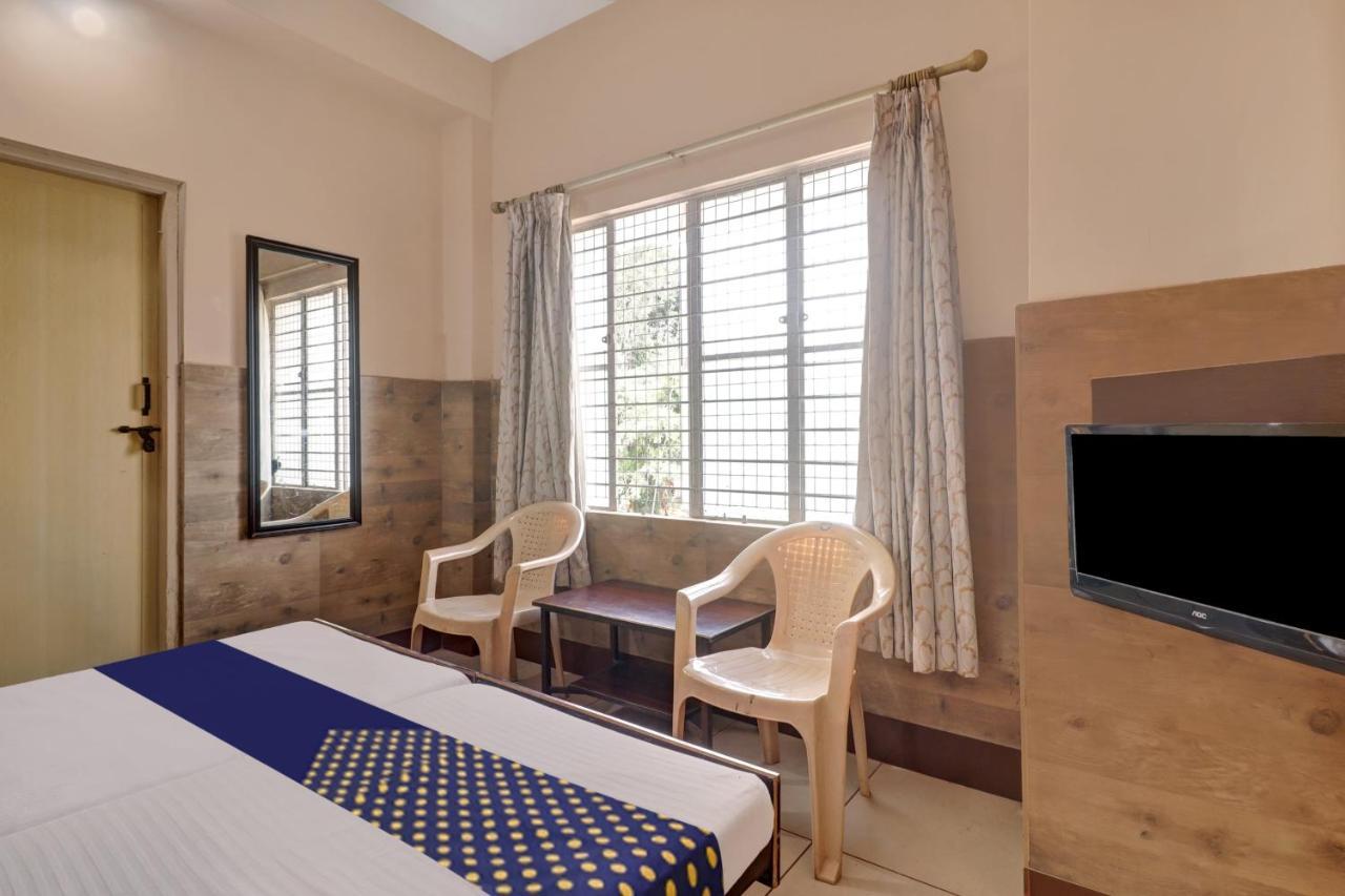 Spot On Ganga Yatri Nivas Hotel Gundlupet Kültér fotó