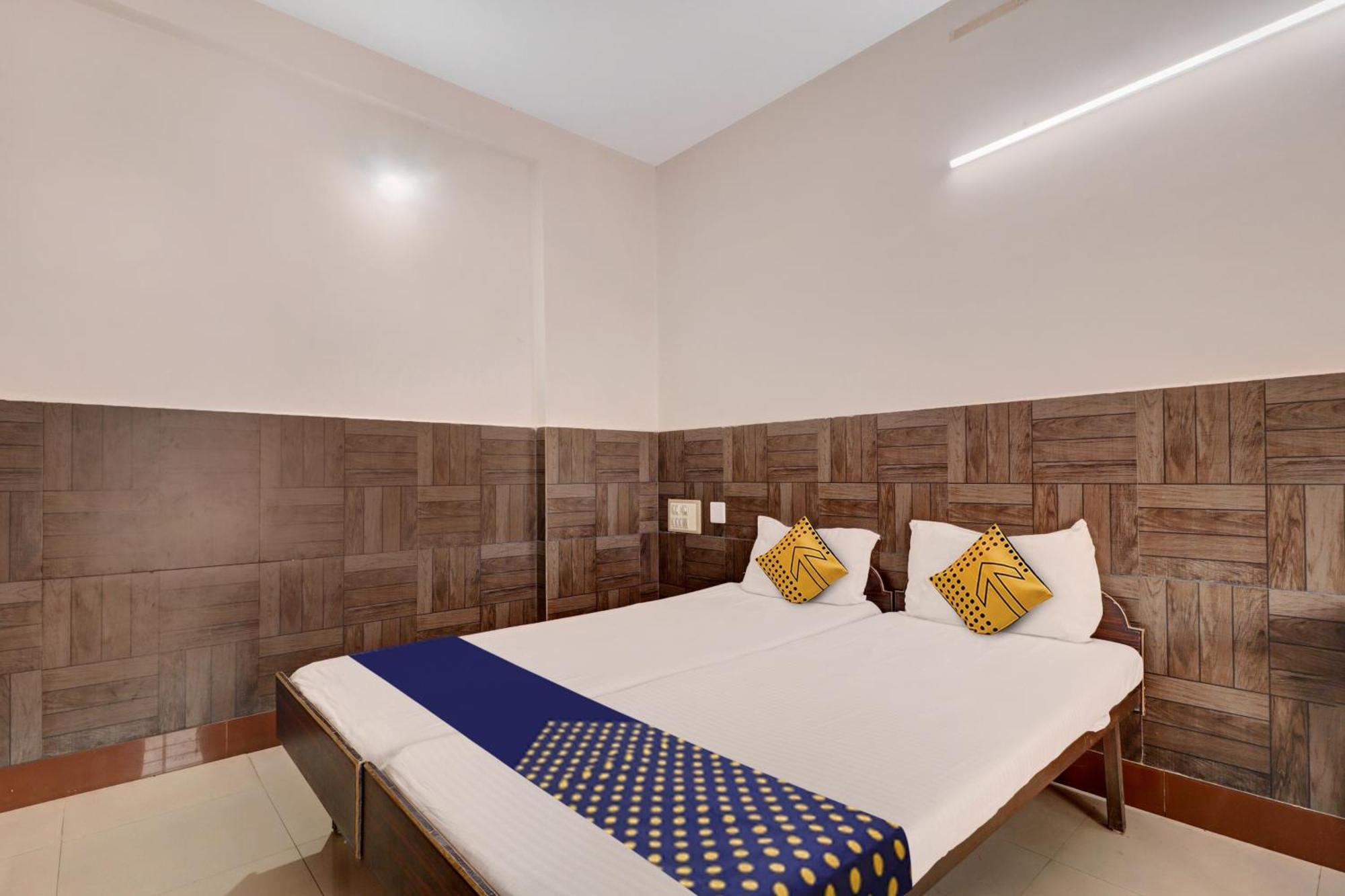 Spot On Ganga Yatri Nivas Hotel Gundlupet Kültér fotó